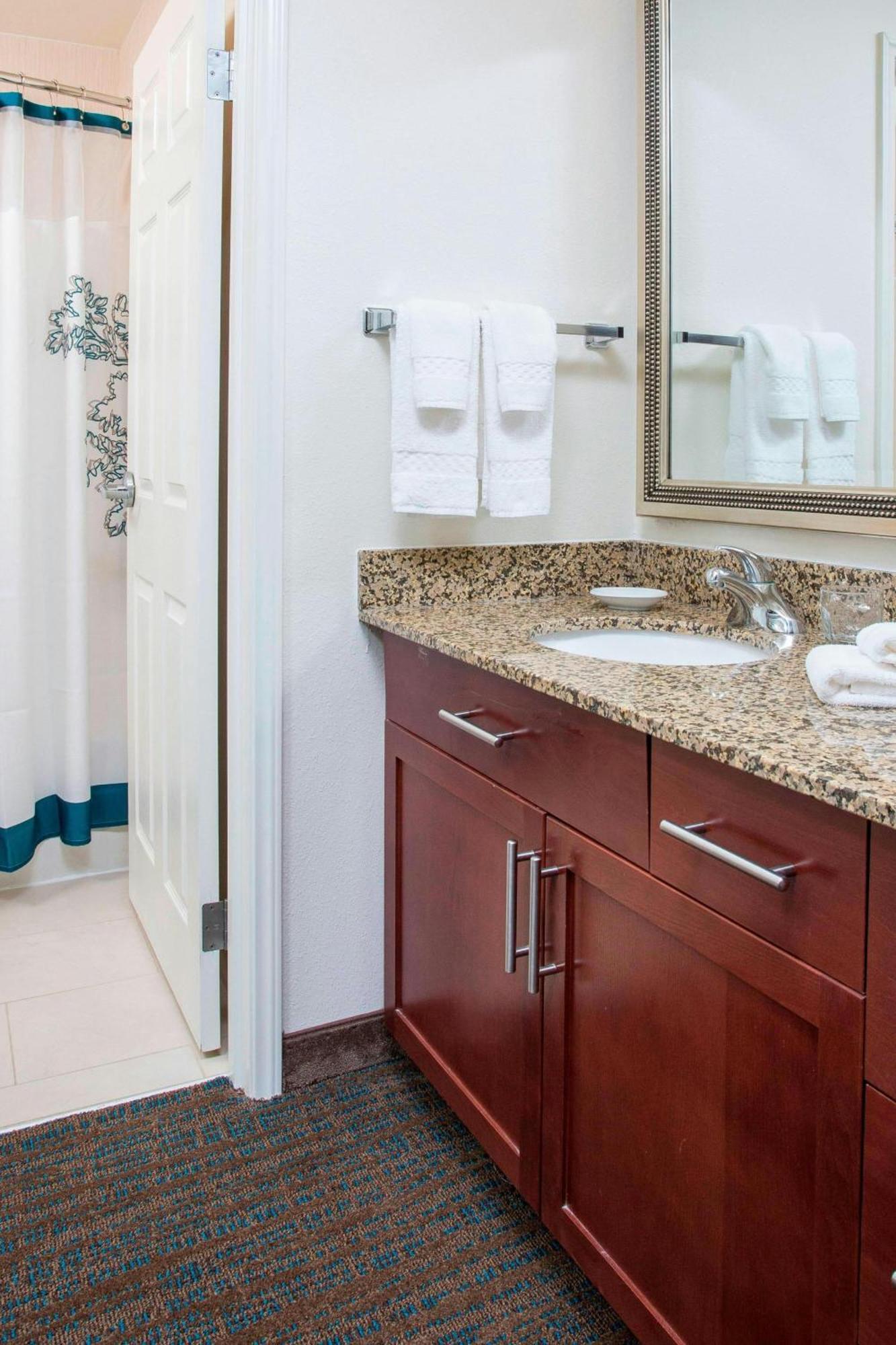 Residence Inn טופיקה מראה חיצוני תמונה