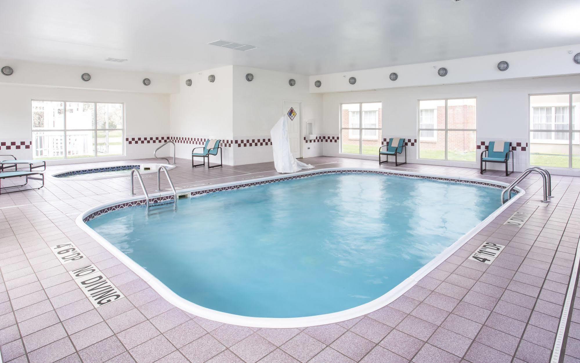 Residence Inn טופיקה מראה חיצוני תמונה